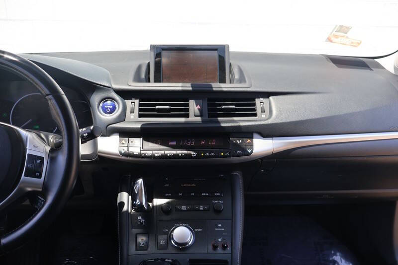 2011 Lexus CT 200h Premium