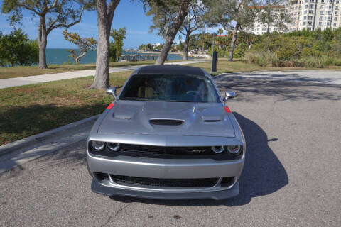 2015 Dodge Challenger SRT Hellcat