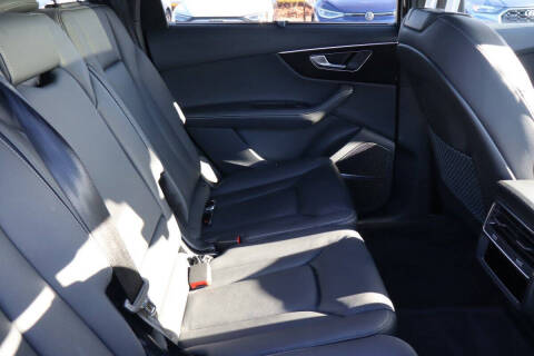 2025 Audi Q7 quattro Premium Plus 55 TFSI