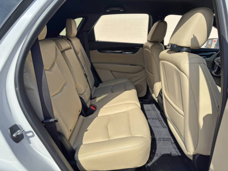 2017 Cadillac XT5