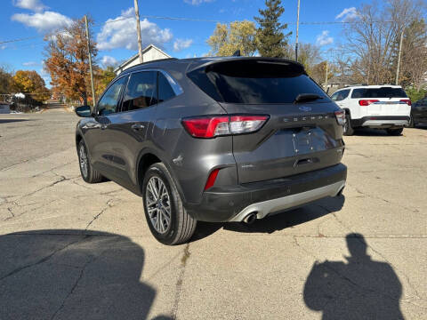 2021 Ford Escape SEL