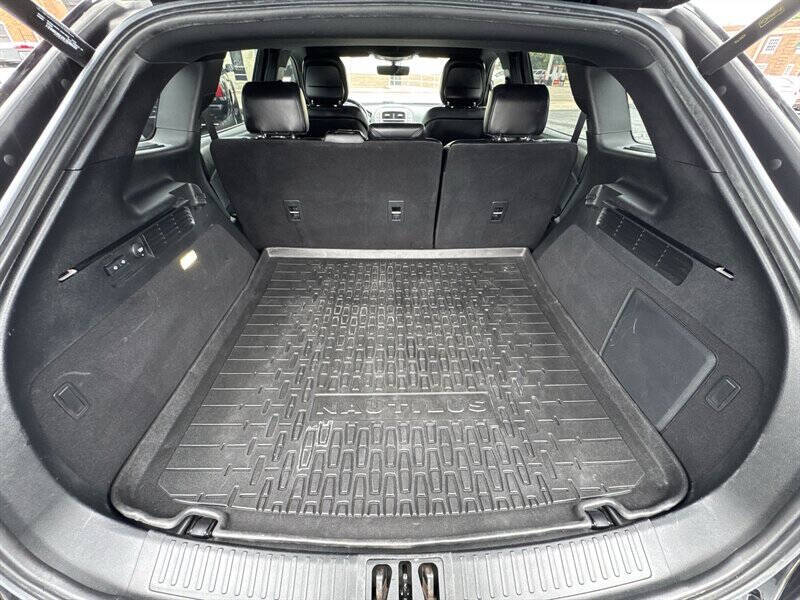 2020 Lincoln Nautilus Standard