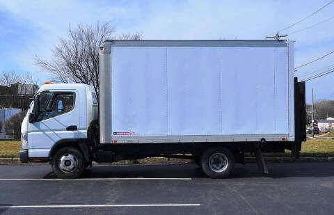2013 Mitsubishi Fuso FEC52S
