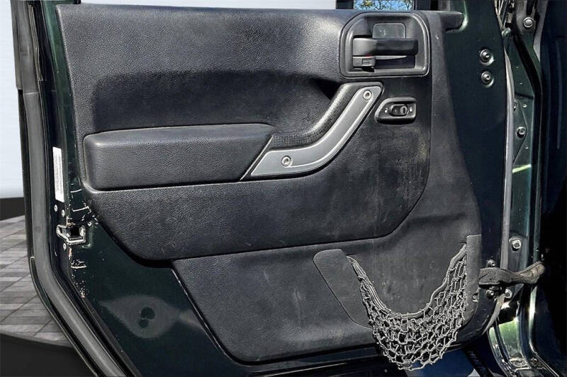 2011 Jeep Wrangler Unlimited Sahara