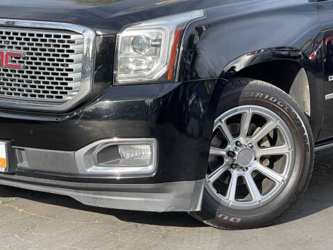 2017 GMC Yukon Denali