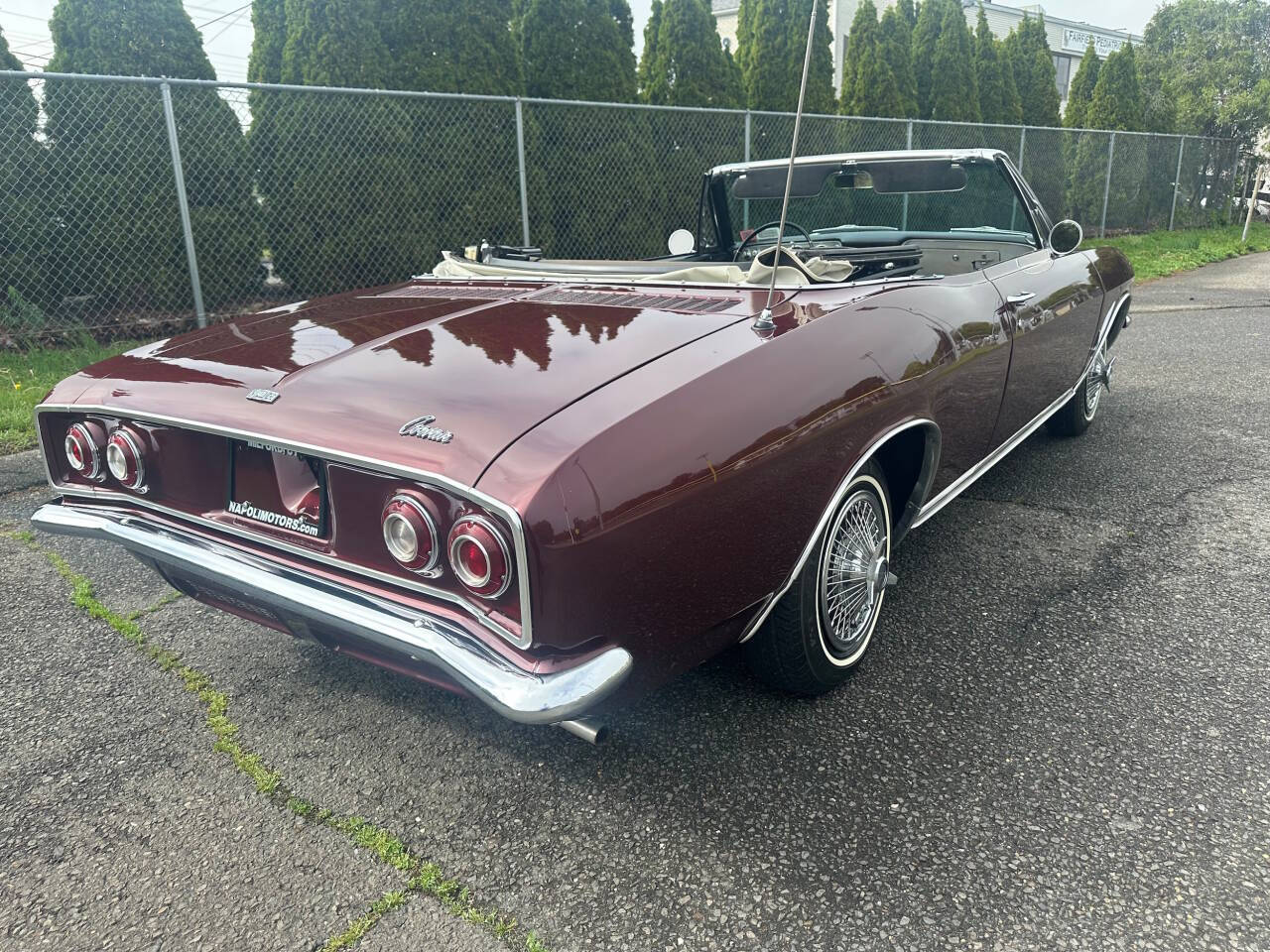 1965 Chevrolet Corvair 2