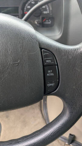 2011 Ford E-Series E-350 SD XLT