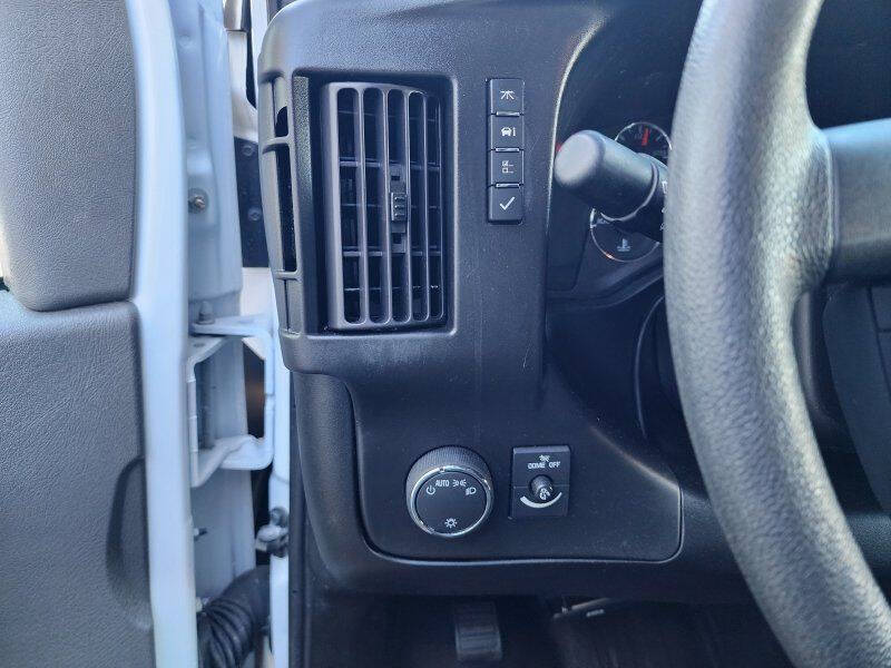 2023 GMC Savana 2500