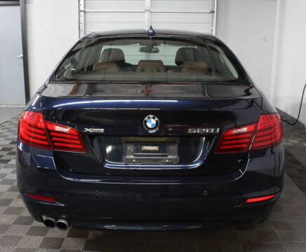 2016 BMW 5 Series 528i xDrive
