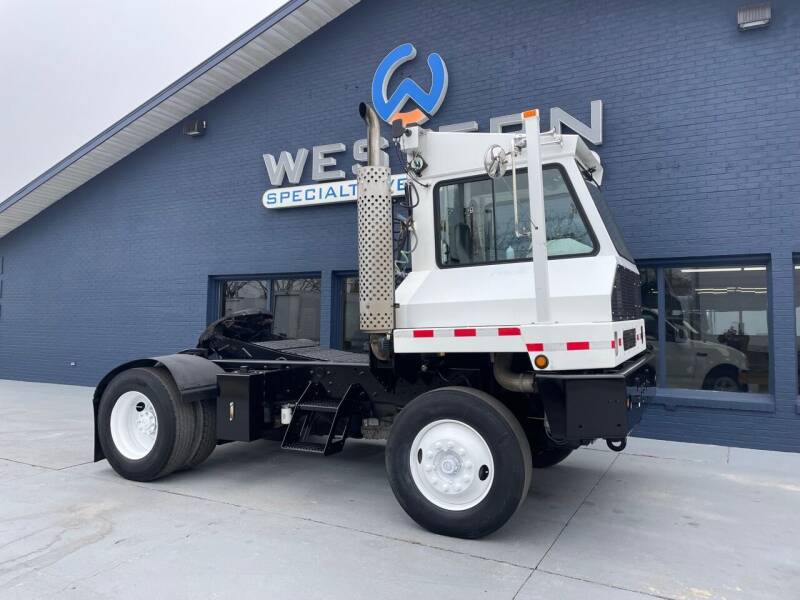 2015 Capacity Yard Spotter for sale at Western Specialty Vehicle Sales in Braidwood IL