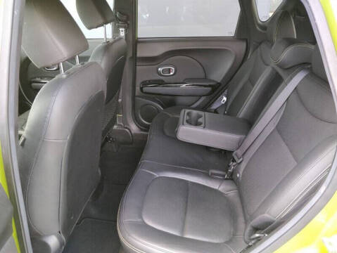 2015 Kia Soul +