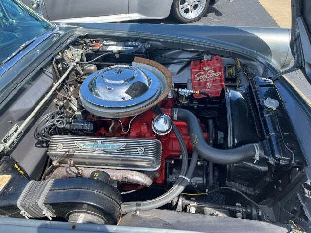 1956 Ford Thunderbird 37