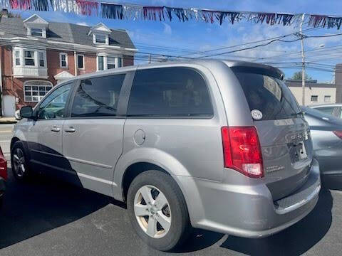 2015 Dodge Grand Caravan SE