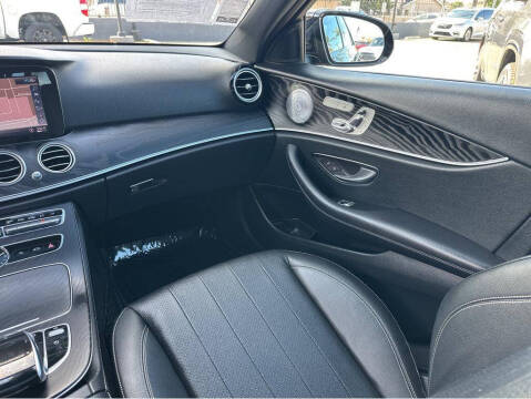 2019 Mercedes-Benz E-Class E 300