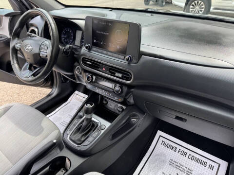 2022 Hyundai Kona SEL