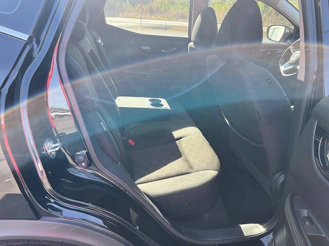 2021 Nissan Rogue Sport SV