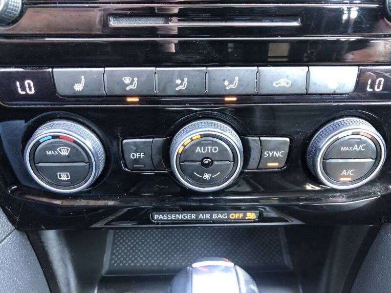 2021 Volkswagen Passat SE