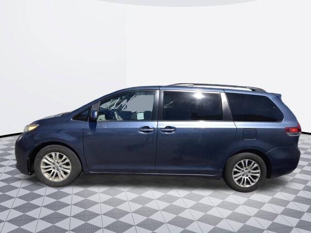 2013 Toyota Sienna