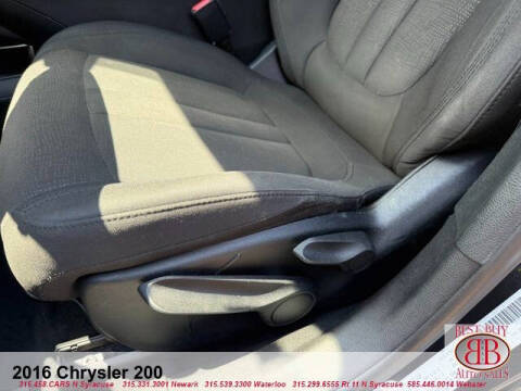2016 Chrysler 200