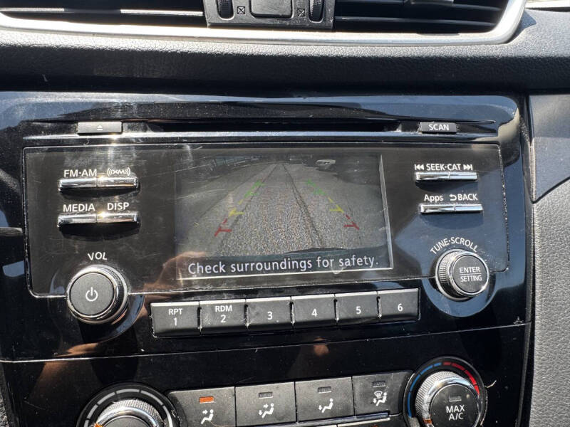 2015 Nissan Rogue S