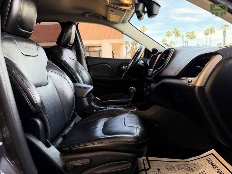 2016 Jeep Cherokee