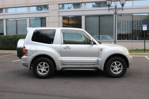 2000 Mitsubishi Pajero