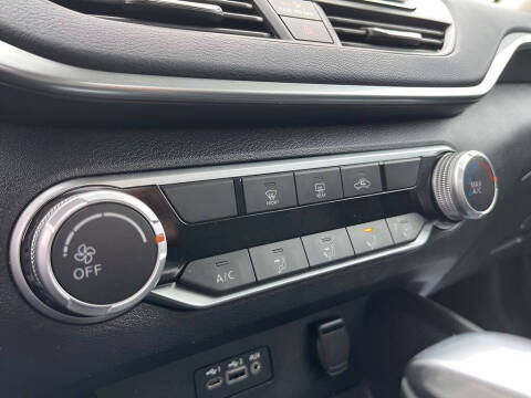 2020 Nissan Altima 2.5 SR