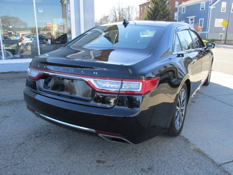 2018 Lincoln Continental Select