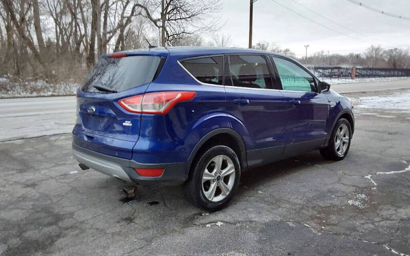 2016 Ford Escape SE
