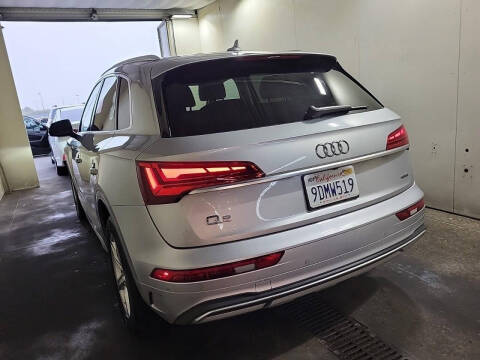 2023 Audi Q5 quattro Premium 40 TFSI