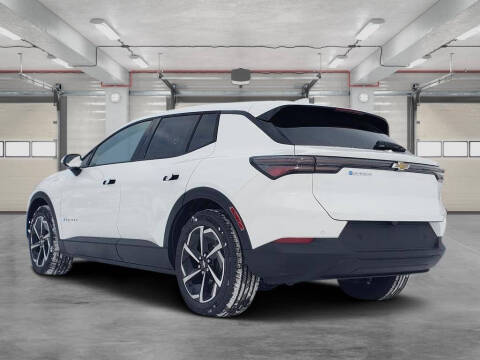 2026 Chevrolet Equinox EV LT 1