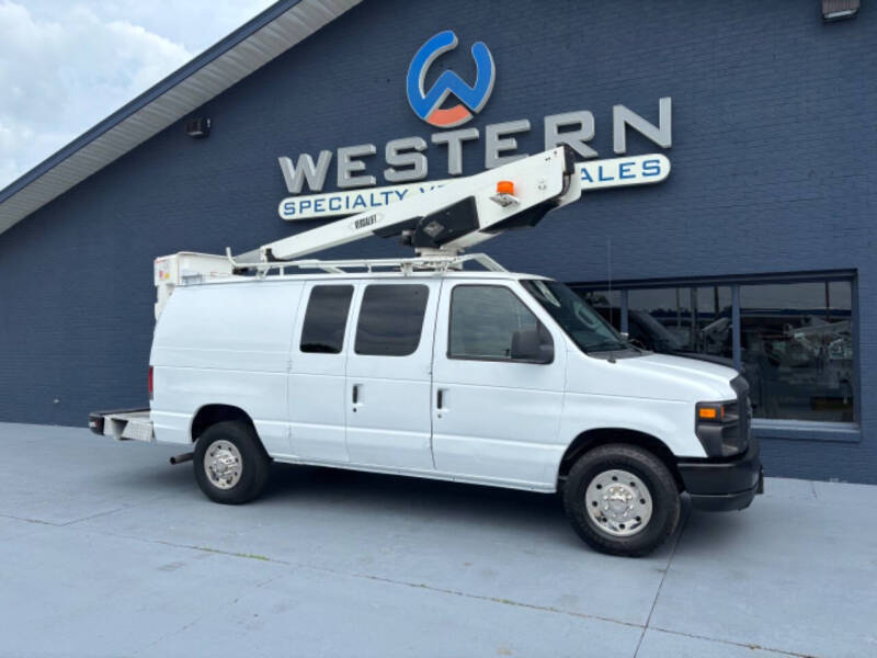 2010 Ford E350 Bucket Van