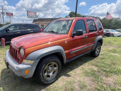 2005 Jeep Liberty for sale at Texas Select Autos LLC in Mckinney TX