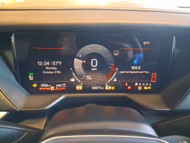 2025 GMC Acadia Elevation