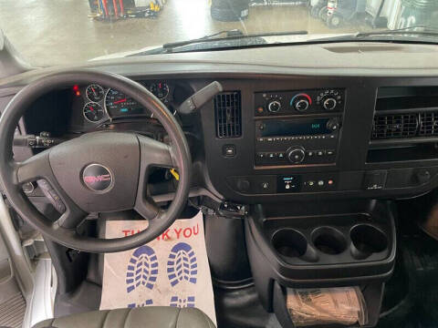 2023 GMC Savana 2500