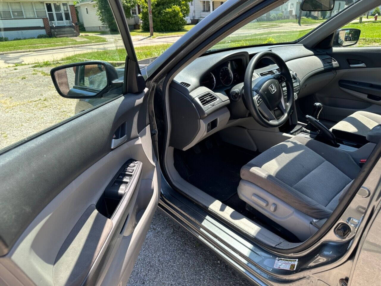 2009 Honda Accord for sale at SRL SAHER in Lorain, OH