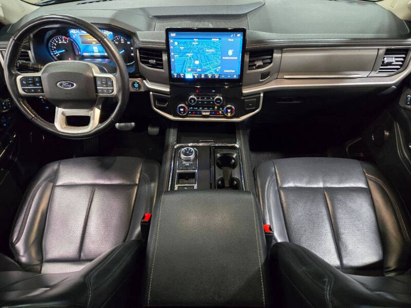 2022 Ford Expedition XLT