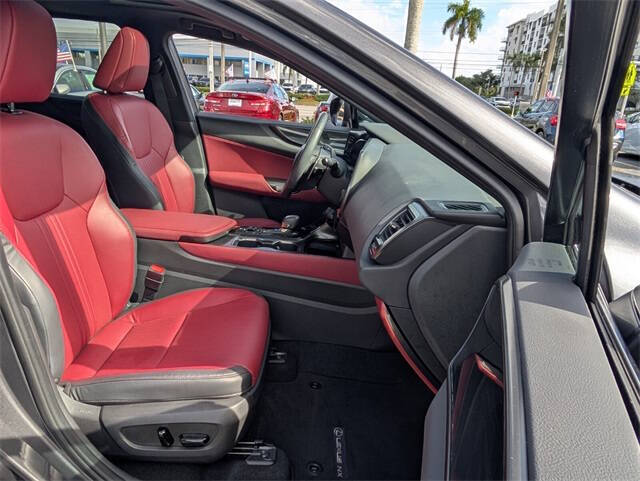 2025 Lexus NX 250 Premium