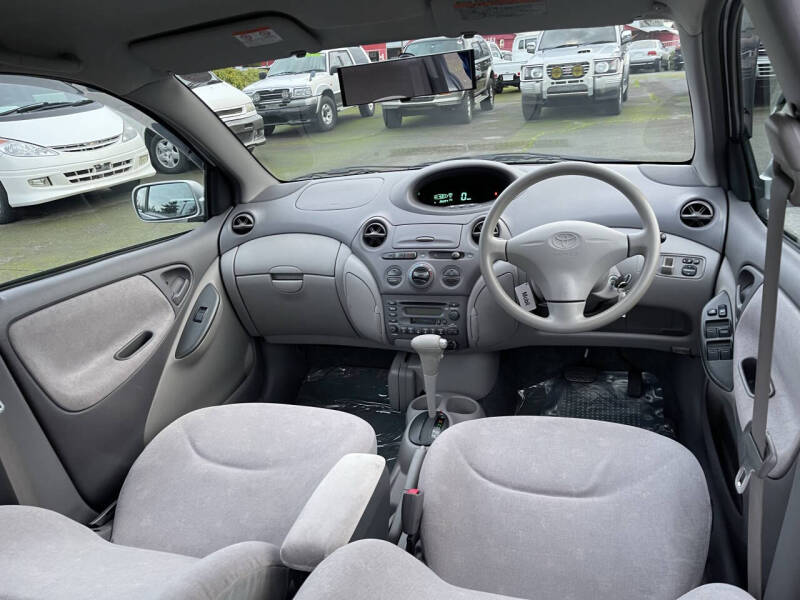 2000 Toyota Platz Echo