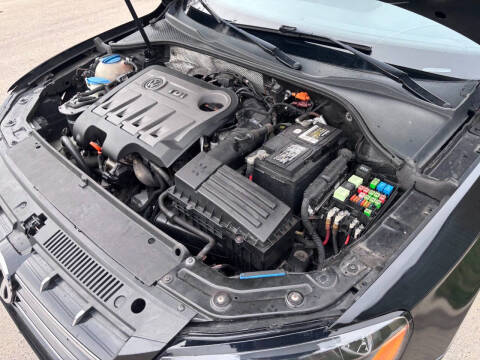 2013 Volkswagen Passat TDI SEL Premium