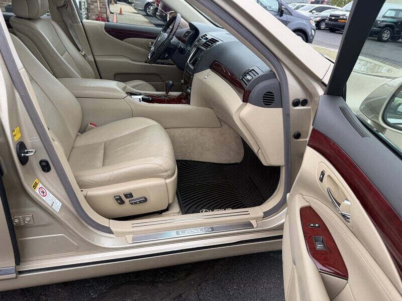 2007 Lexus LS 460