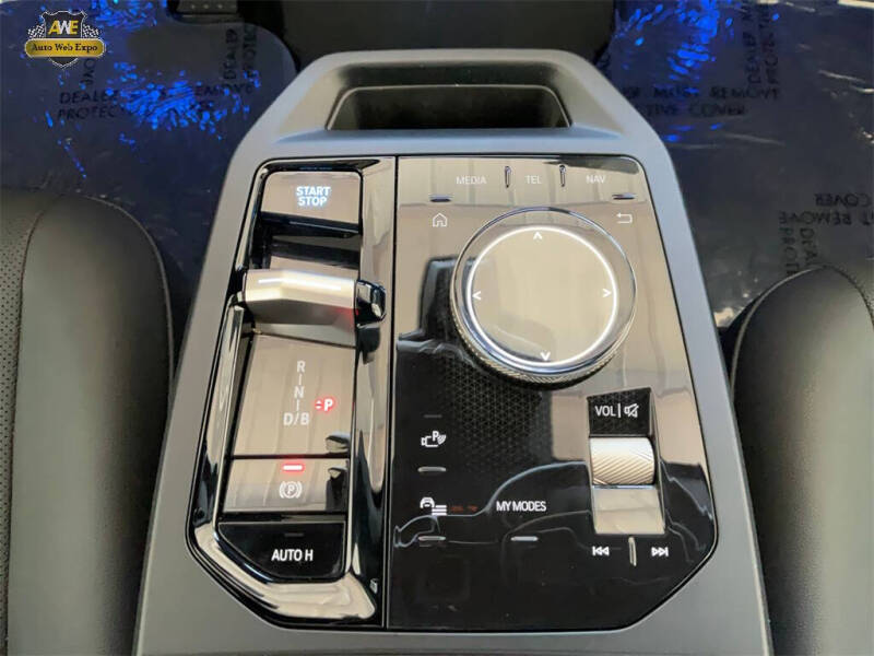 2024 BMW iX xDrive50