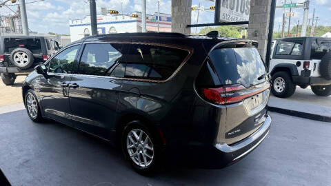 2022 Chrysler Pacifica Touring L