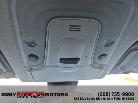 2019 Toyota Prius LE