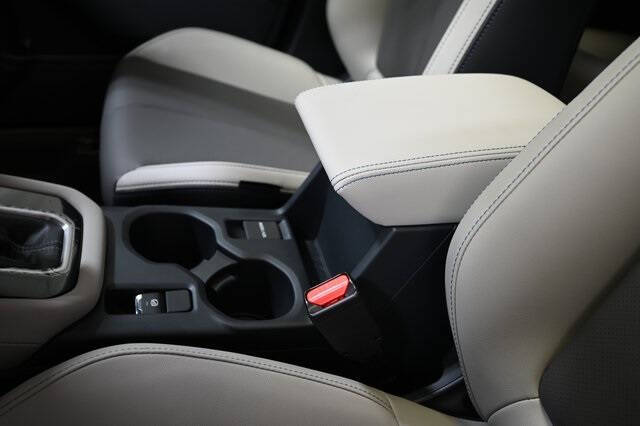 2025 Subaru Forester Limited Hybrid