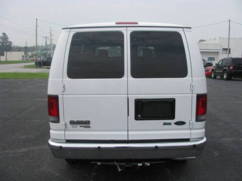 2010 Ford E-Series E-350 SD XLT