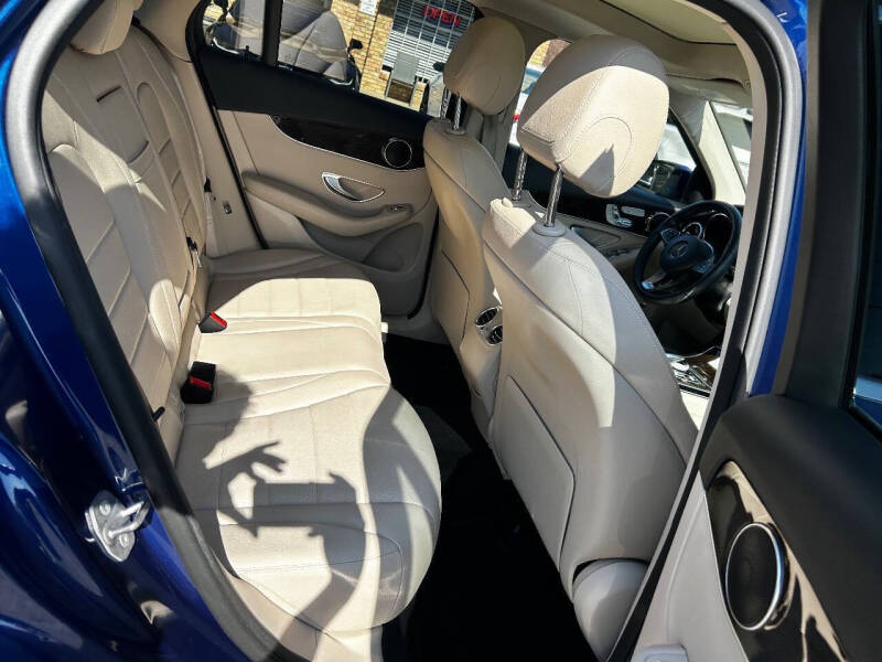 2018 Mercedes-Benz GLC GLC 300