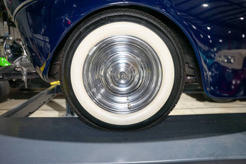 1941 Ford Super Deluxe