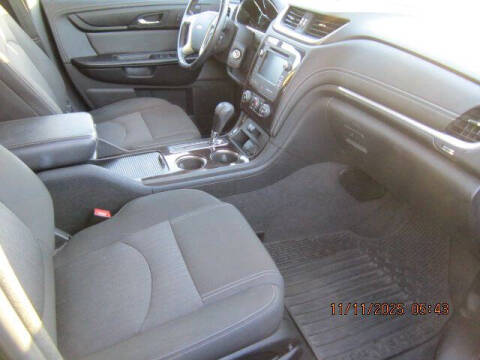 2017 Chevrolet Traverse LT