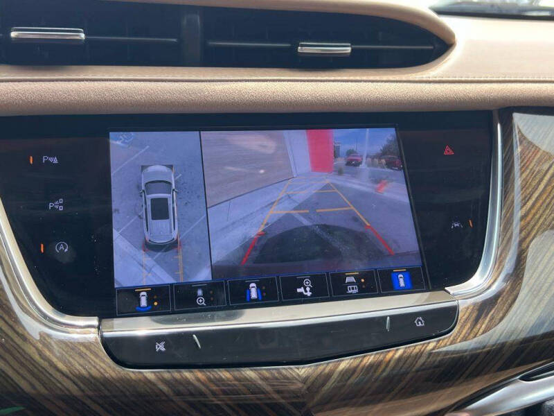 2022 Cadillac XT6 Premium Luxury